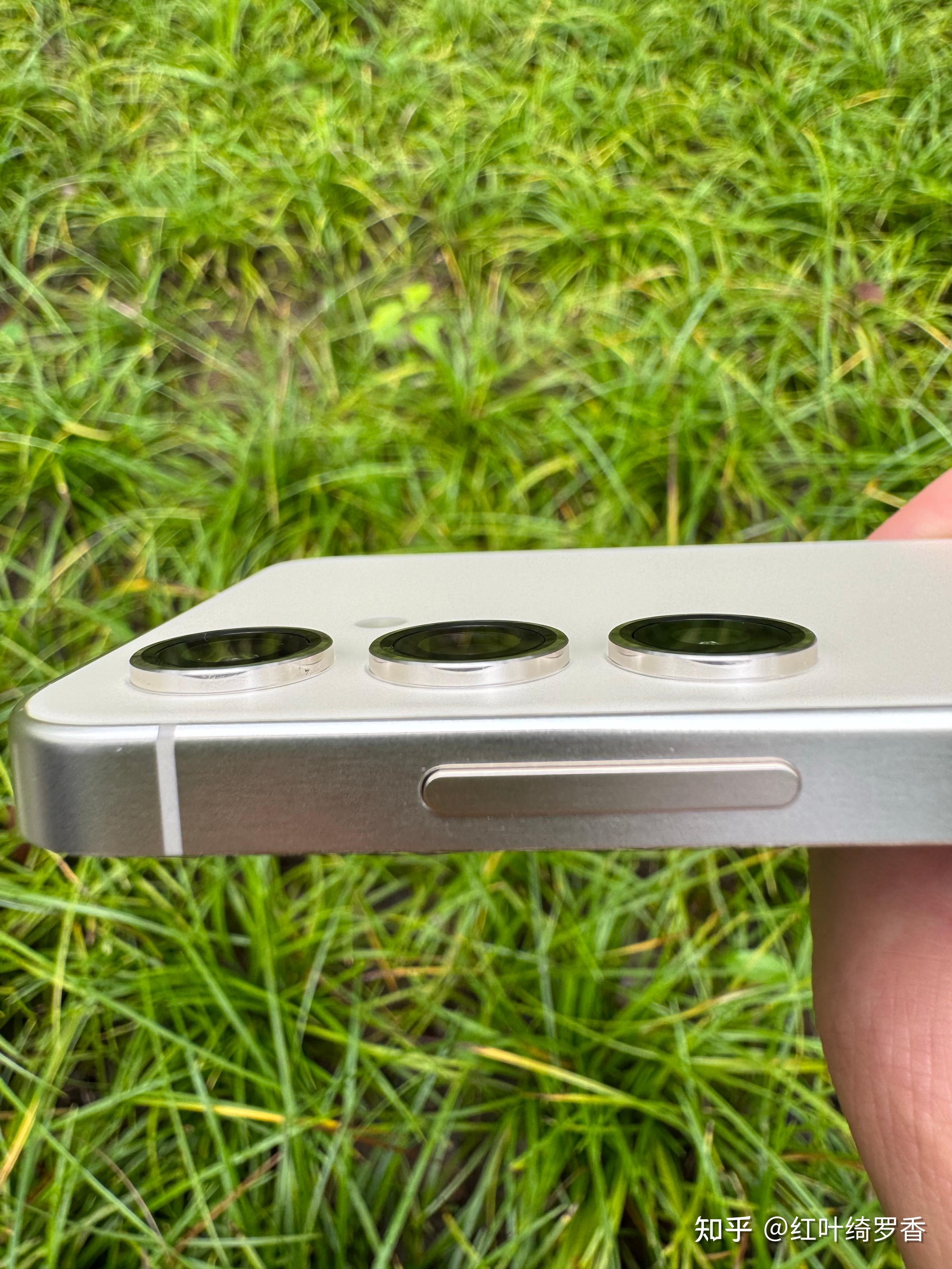 三星S24深度体验分享，精致，优雅，简洁，纯粹，高性价比。