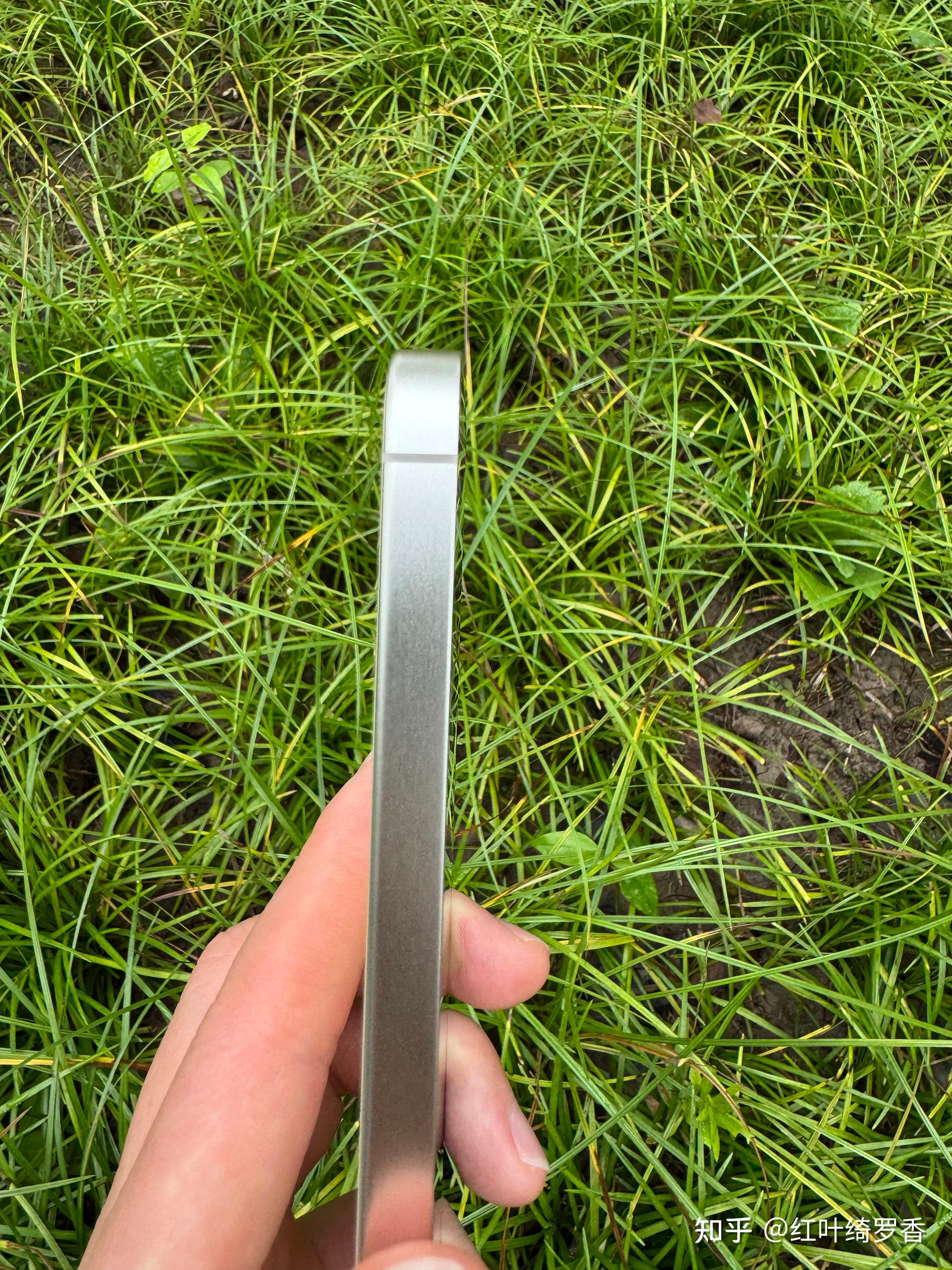 三星S24深度体验分享，精致，优雅，简洁，纯粹，高性价比。