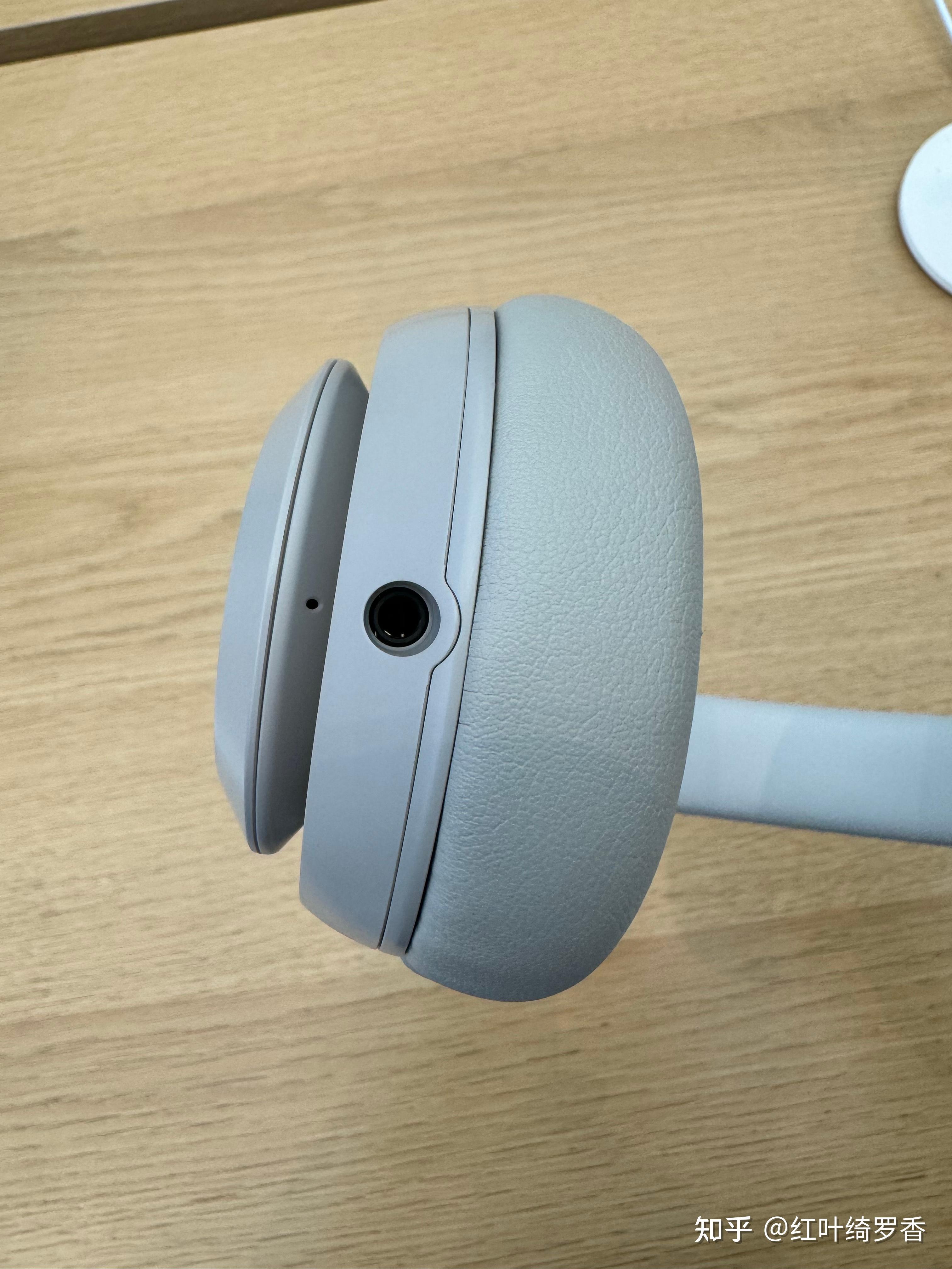 AirPods Max新款有哪些更新？2024年9月全新配色发布。