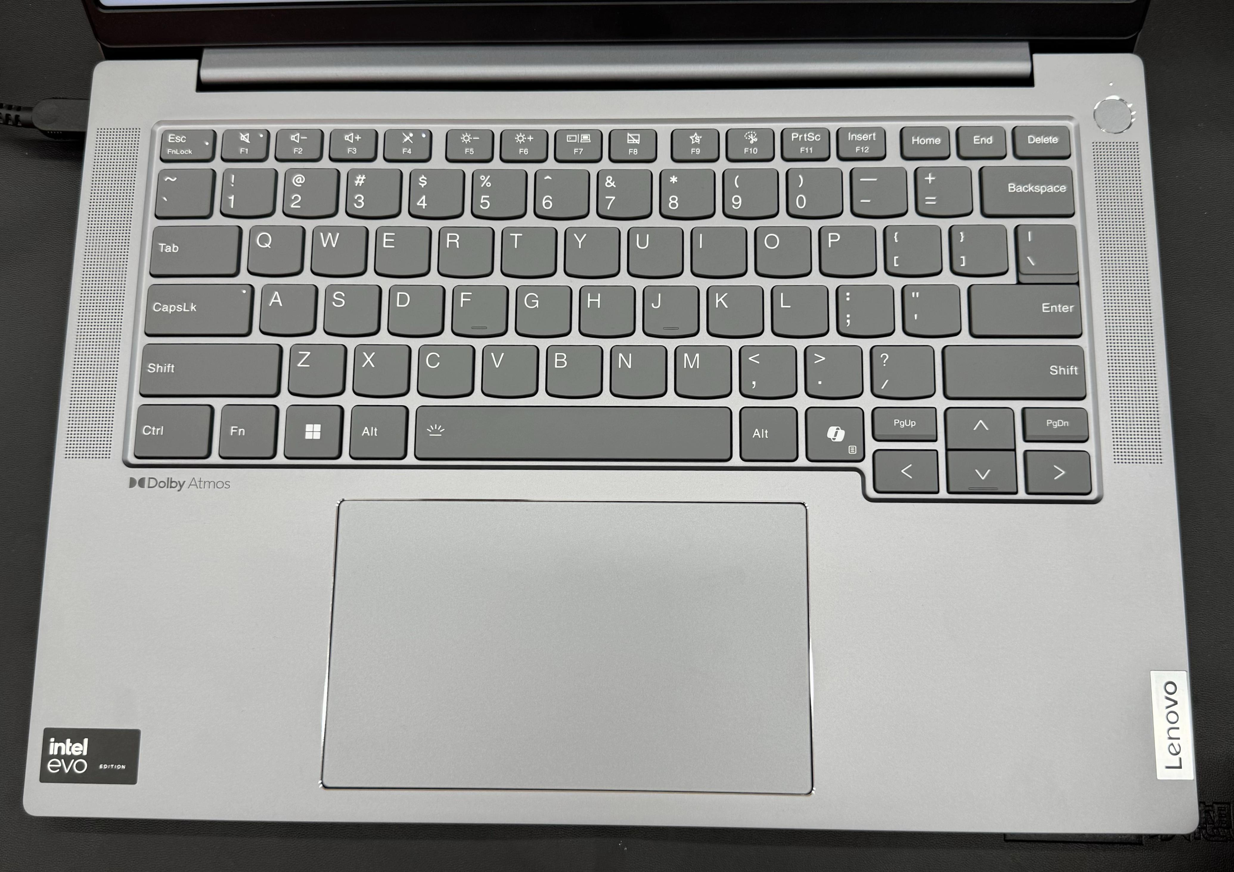 Intel Ultra 5 225H还是AMD R7 8845H(R7 H 260)?2025年高性价比笔记本选择策略分享 。