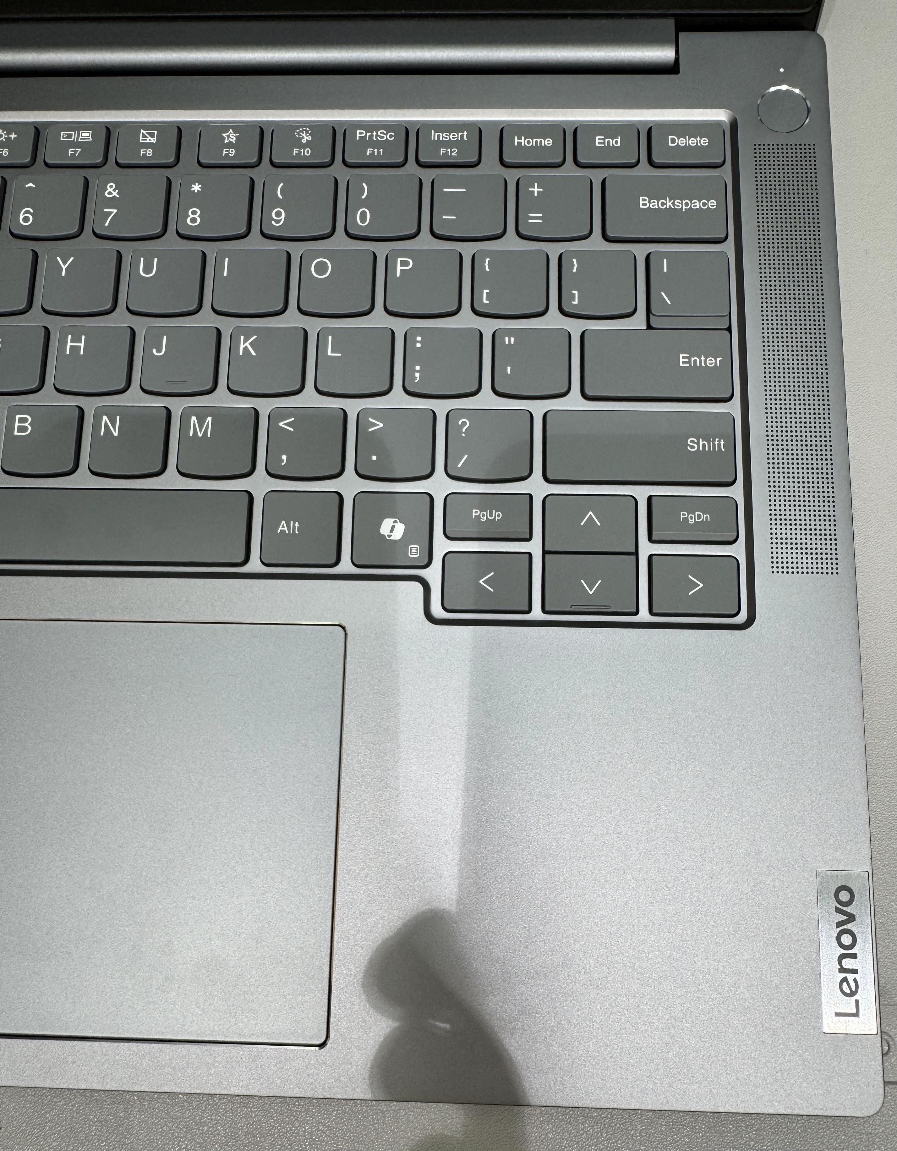 Intel Ultra 5 225H还是AMD R7 8845H(R7 H 260)?2025年高性价比笔记本选择策略分享 。