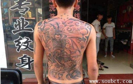 齐天大圣纹身满背图案 最邪：齐天大圣纹身纹了真的扛不住吗-图1