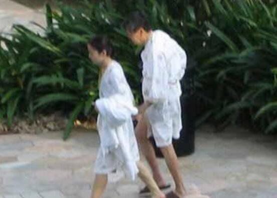 翁帆怀孕了吗 翁帆为97岁杨振宁产下一子是真的吗-图4