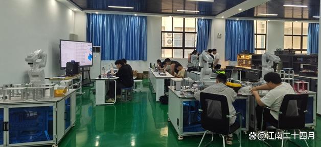 2025年湖北武汉PLC编程培训机构前十排行榜一览-趣考网