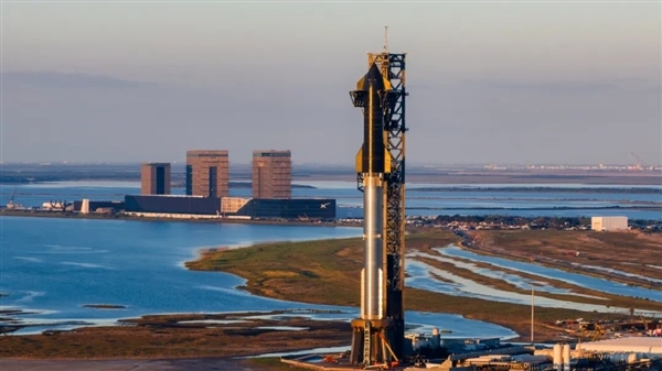 破除两次失败魔咒！SpaceX星舰第九次试飞成功发射升空-图2
