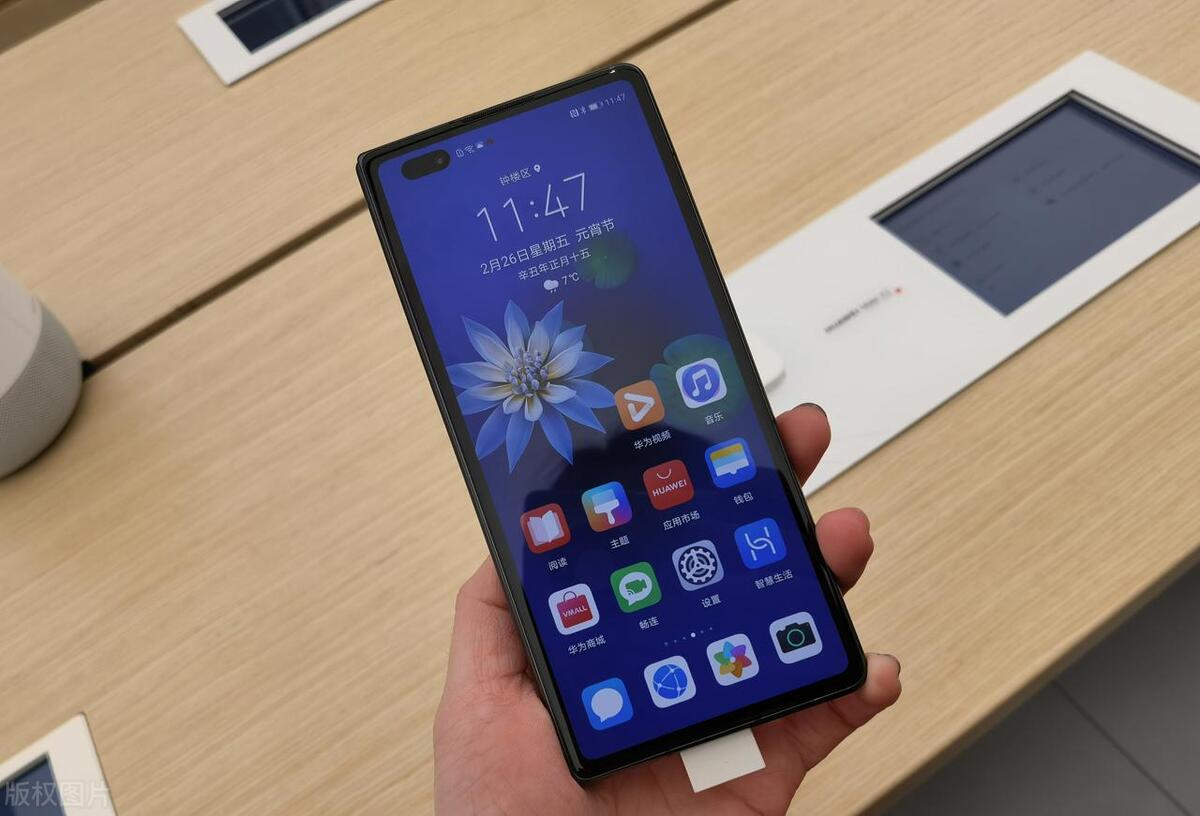 为什么手机一开屏就有广告，怎么关闭？-趣考网