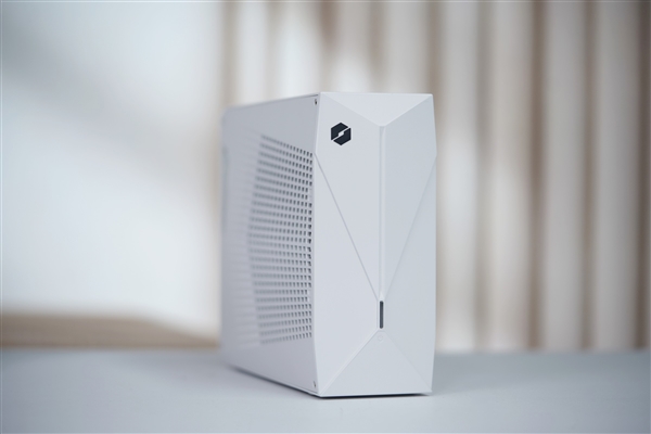 酷睿Ultra 9+RTX 5090双绝！机械革命耀世16 Ultra图赏-图33