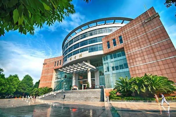 成都信息工程大学简介：就业前景、王牌专业，值得上吗？-图6