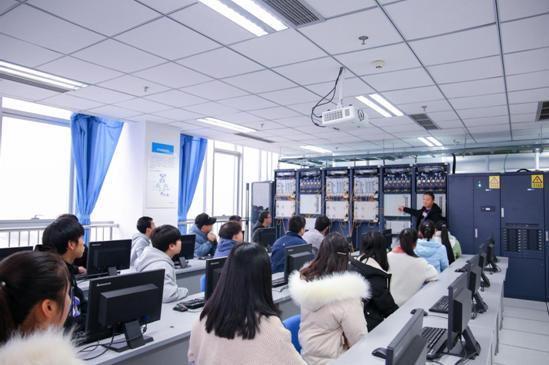 现代移动通信技术专业就业前景:就业岗位多,薪资高!-图3 现代移动通信技术专业就业前景:就业岗位多,薪资高!-图3