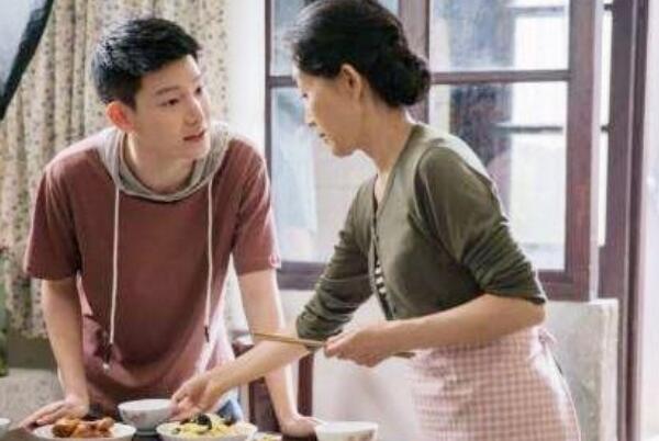 妈宝男是什么样的男人 妈宝男的特征表现什么意思-图2