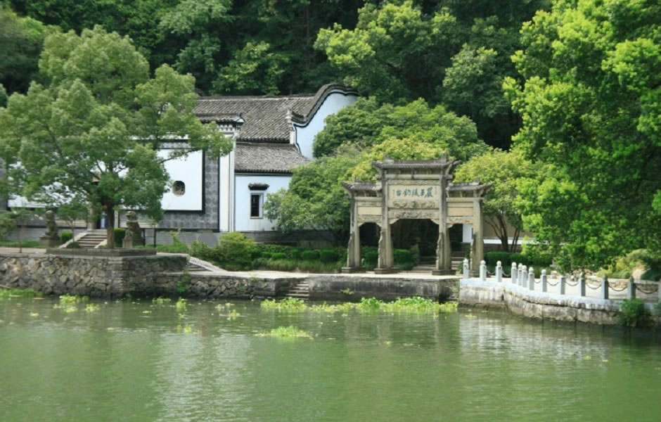 严子陵钓台旅游攻略：有“富春江小三峡”之美誉