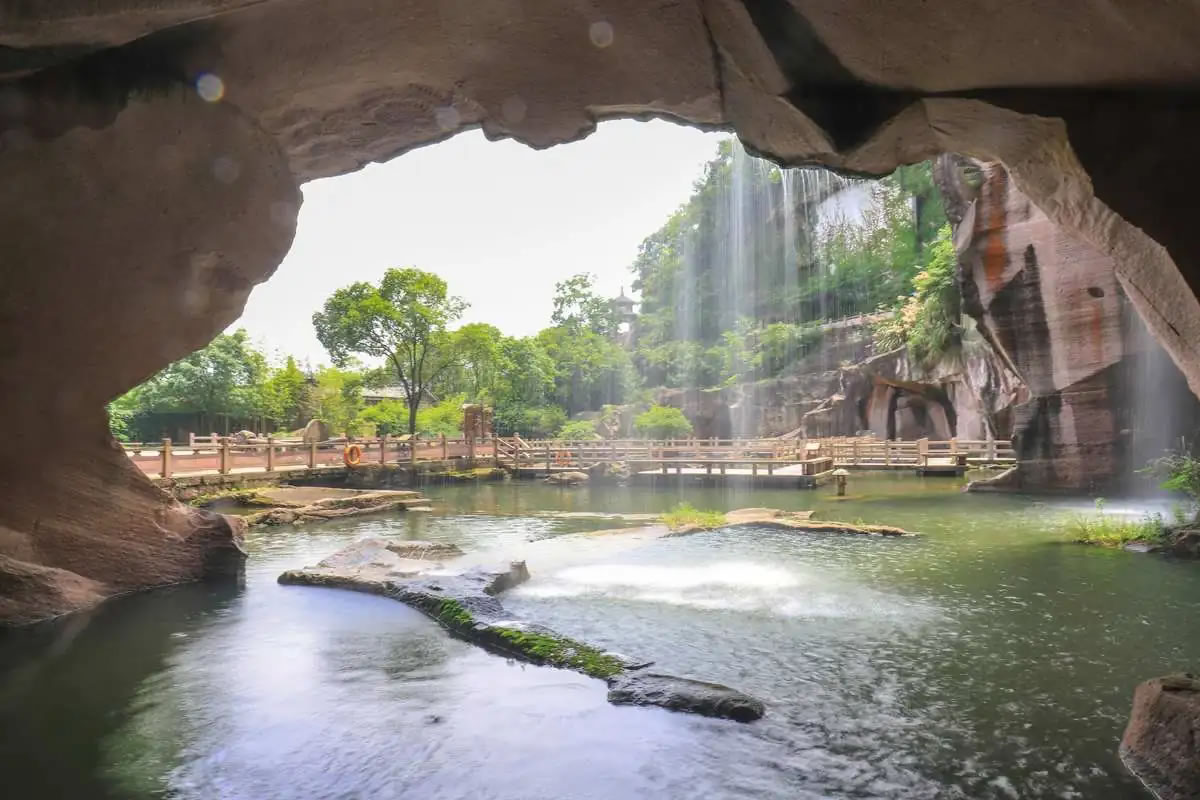 蛇蟠岛景区旅游攻略：享有“千洞岛”之美称