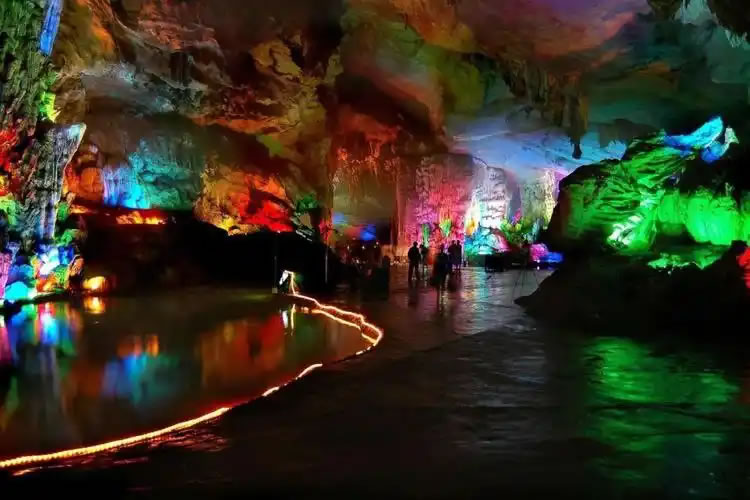 张公洞旅游攻略:素有“海内奇观”之称-图1 张公洞旅游攻略:素有“海内奇观”之称-图1