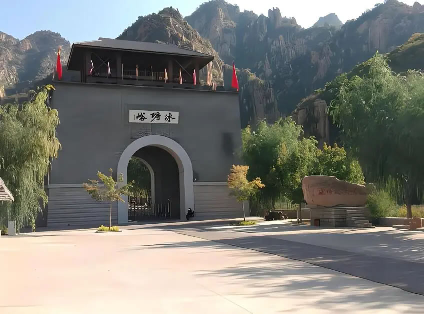 冰塘峪旅游攻略：以“奇峰、怪石、秀水、仙境”著称