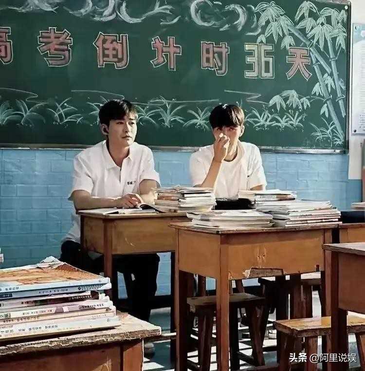41岁张翰扮嫩演高中生被说太老,这事背后还有这些原因的