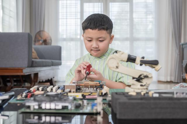 学习机器人编程对儿童有什么好处？