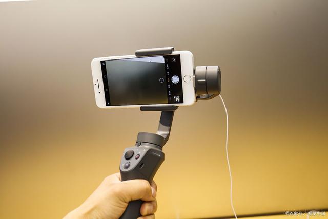 如何将相片转成电子版