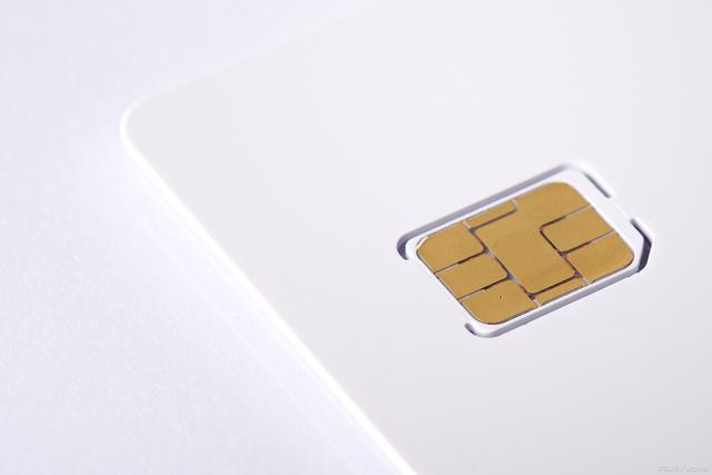 手机插卡无服务怎么解决？