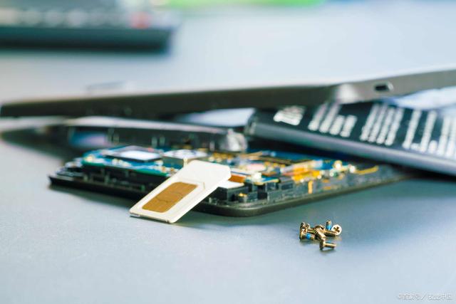 手机插卡无服务怎么解决？