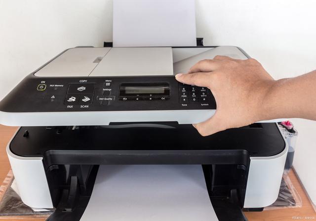 电脑打印机连接,电脑怎么操作?