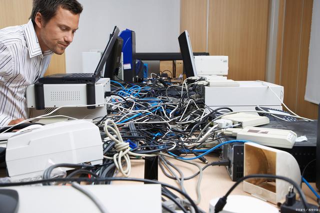 打印机显示脱机状态怎么处理?