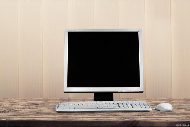 电脑屏幕不亮怎么回事?一文解读黑屏背后的秘密