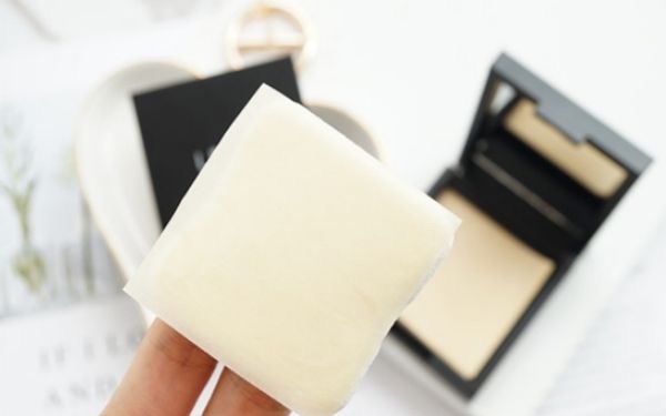 吸油纸会让毛孔变大吗？使用吸油纸的危害