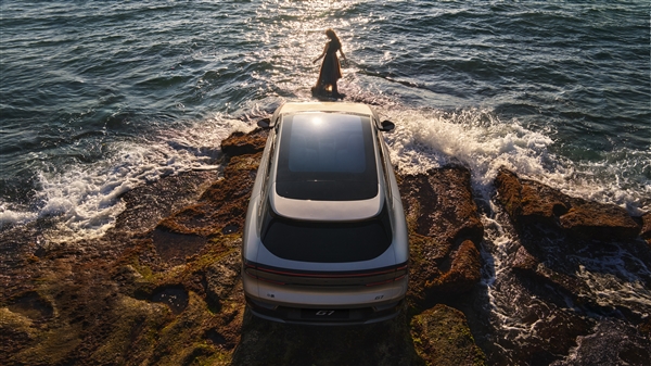 首款具有L3级算力的AI汽车!全新小鹏G7官图发布:本周首秀-图3 首款具有L3级算力的AI汽车!全新小鹏G7官图发布:本周首秀-图3