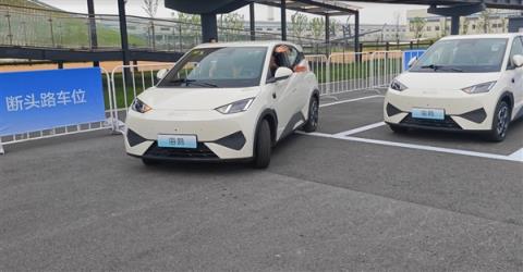 全民智驾真不是一句口号！7万级的比亚迪小海鸥智驾实测有点东西(图8)