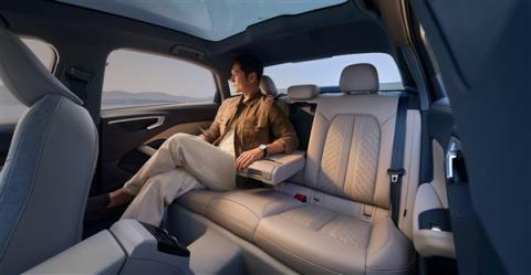 首款华为智驾德系豪车！一汽奥迪A5L开启预售(图11)