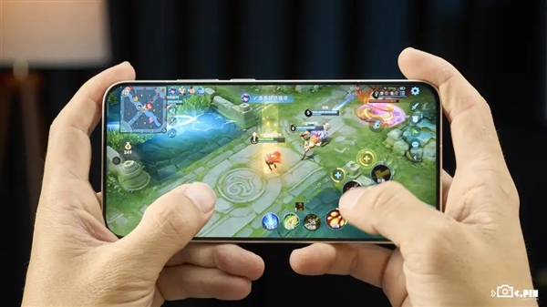 中端机卷的飞起 红米都开始搞马达和外放音质了-图7 中端机卷的飞起 红米都开始搞马达和外放音质了-图7