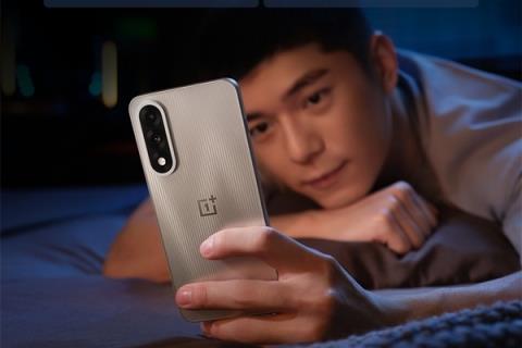 中端之王！一加Ace5系列卖爆：激活量破200万(图3)
