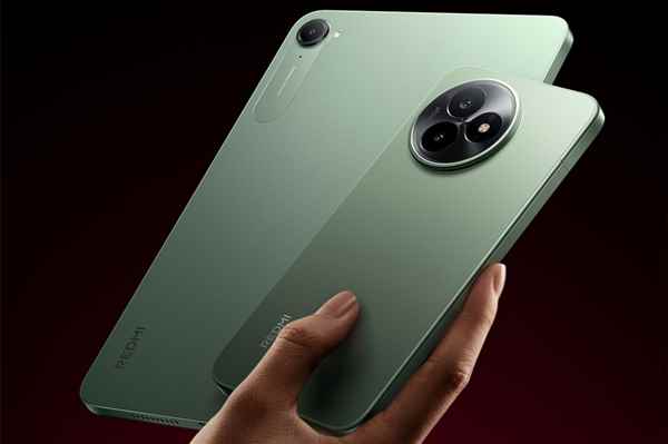 REDMI团队已经抵达吐鲁番：产品经理刚走几部就满脸通红 非
