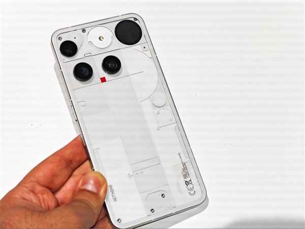 NothingPhone3发布：最具个性的骁龙8系手机 5700元起(图6)