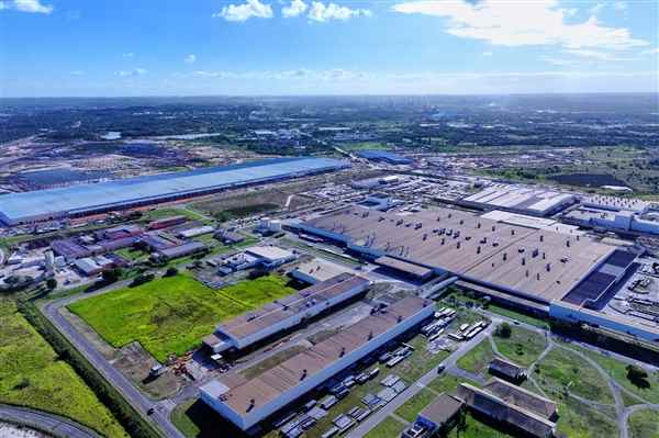 中国汽车一哥海外扬帆！比亚迪巴西工厂首车正式下线(图5)