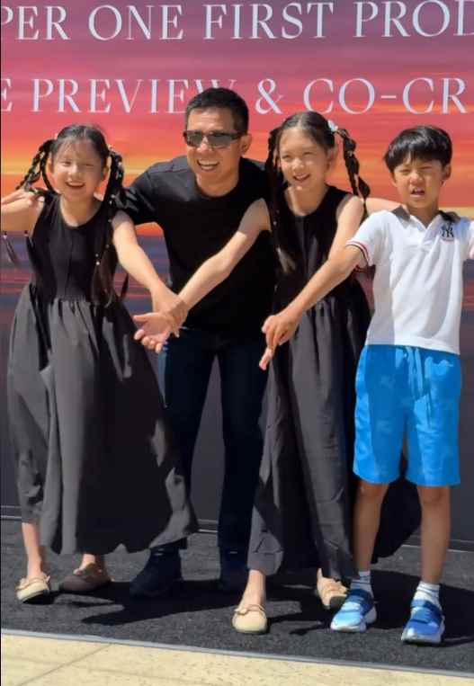 贾跃亭和仨儿女在美国团聚  前妻甘薇给他准备了桃酥(图1)