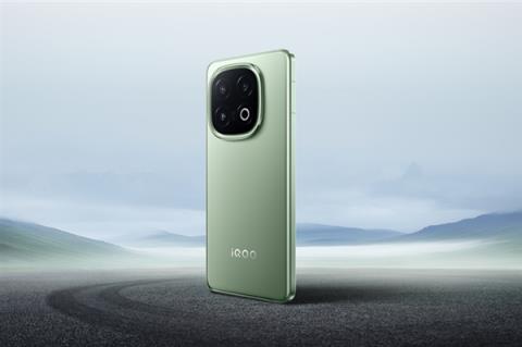 iQOO15/15Ultra首曝：全系标配骁龙8Elite2(图2)