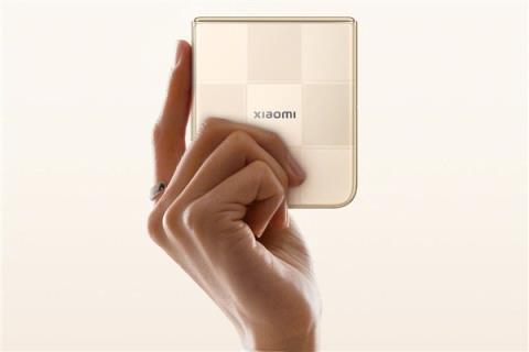 小米回应：MIXFlip2为何把长焦换成广角、动态照片如何打