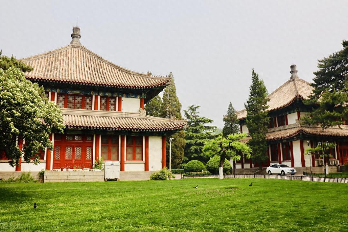 我国大学文科专业的排名，北京大学第一，武汉大学第五-趣考网