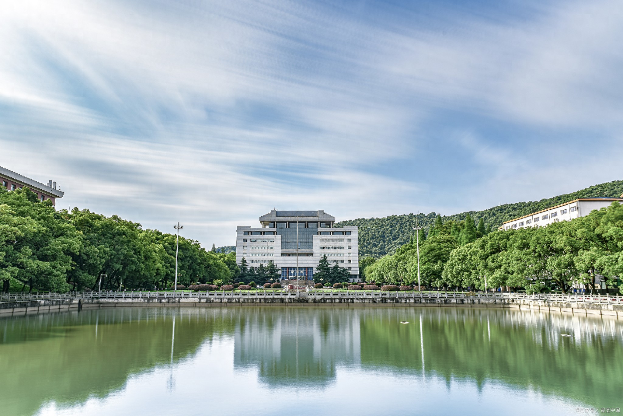 福建有所大学正式升为一本，刚考进的同学有福了，躺赚-趣考网