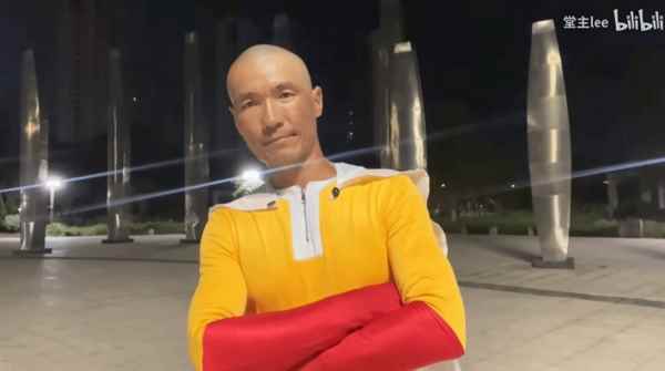 挑战漫画主角 B站UP主用1000天完成《一拳超人》埼玉训练法(图1)