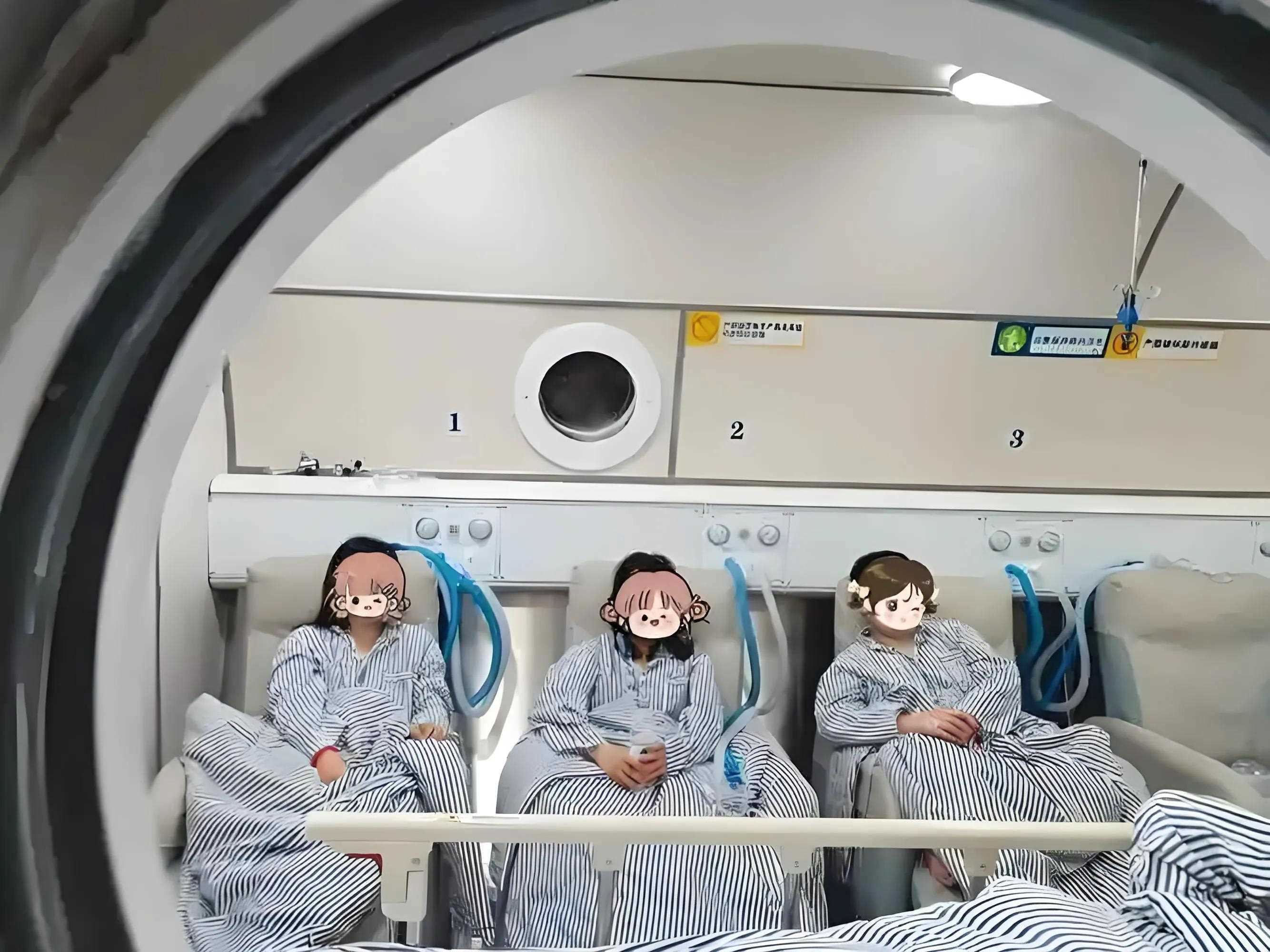 开着空调吃烤鱼,三个姑娘进了ICU?这事真得当心