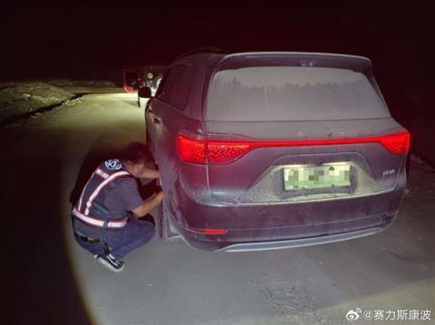问界M9卫星救援脱困！中国电信：已有6家车企推出直连卫星车型(图1)