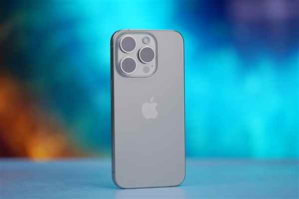 美国制造全面渗透！全球iPhone/AppleWatch玻璃盖板未来将由美企生产(图1)