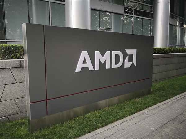 功耗仅55W！AMD推出RadeonPROW7400入门级工作站显卡(图1)