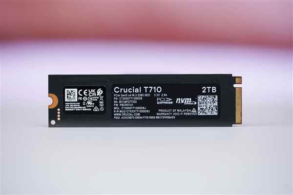英睿达速度最快的Gen5 SSD！T7102TB图赏(图4)
