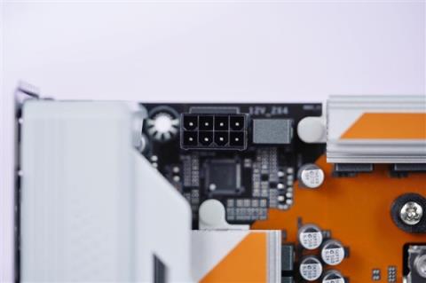 电竞风拉满！技嘉战鹰B850MFORCEWIFI6E主板图赏(图9)