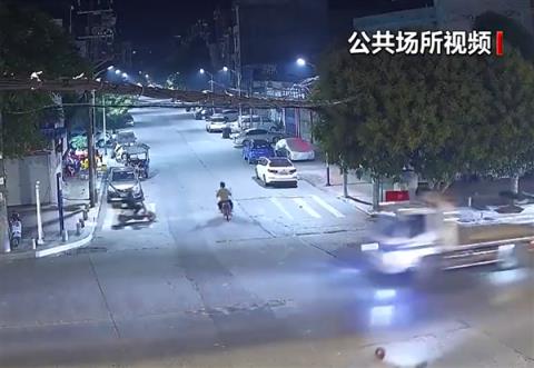 13岁男孩偷开路边货车 撞伤人后逃逸3个月：自称网上看的驾驶教程(图2)