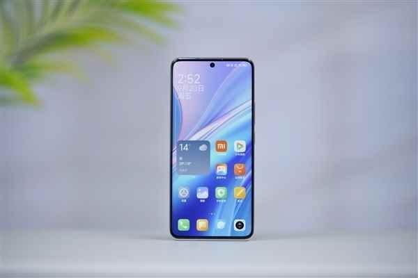 REDMINote15Pro系列官宣下周见：号称“耐用品质 实战之王”(图3)