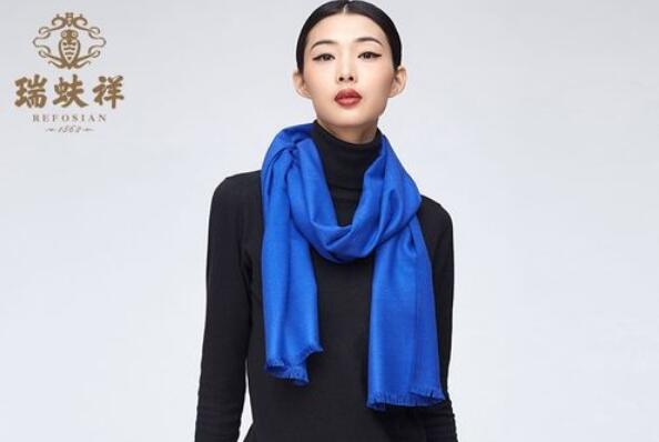 知名的受欢迎女士围巾品牌都是哪几个牌子，受欢迎的十大女士围巾品牌推荐(图10)